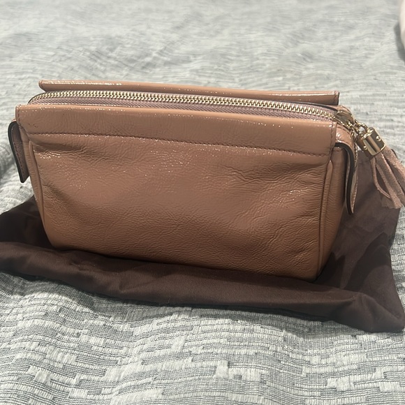 AUTHENTIC GUCCI Soft Patent Soho Cosmetic Case Dark Cipria - Picture 2 of 10